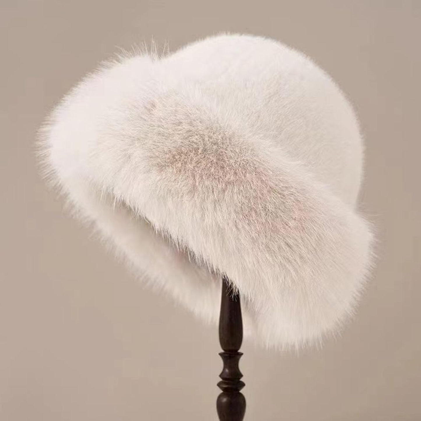 Elise | Refined Plush Silhouette Winter Hat
