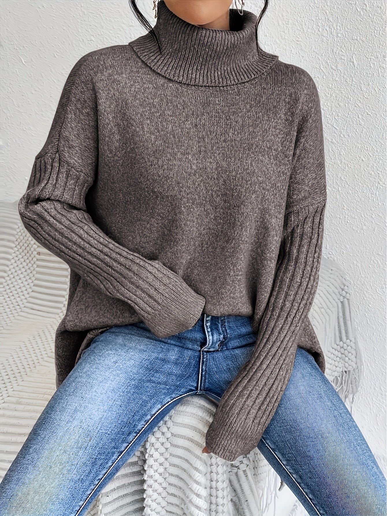 Laila | Elegant Turtleneck Sweater