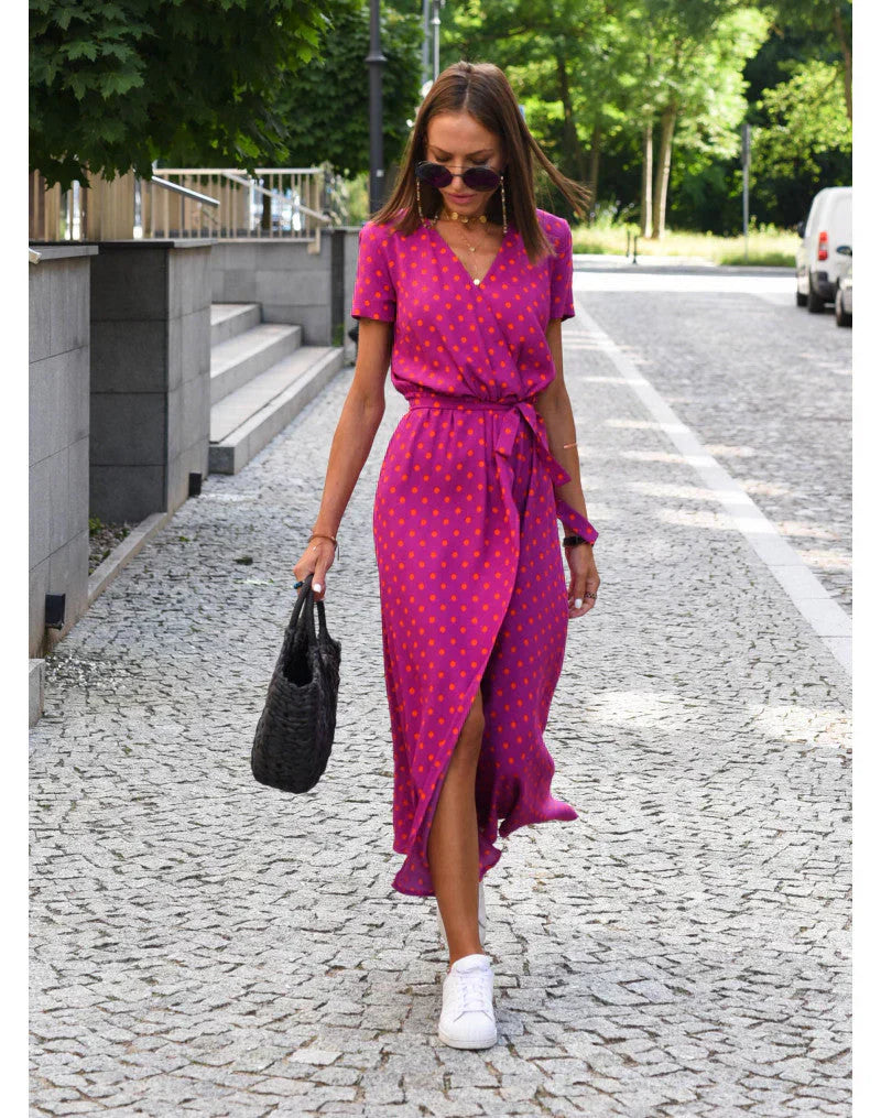 Avery | Flattering V-Neck Flow Midi Dress